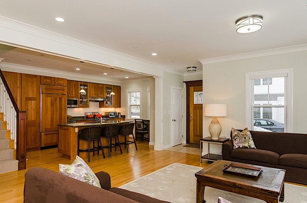 75 Burroughs Street, Unit H Boston, MA 02130 - Photo 3 of 19 Gallery Image 3