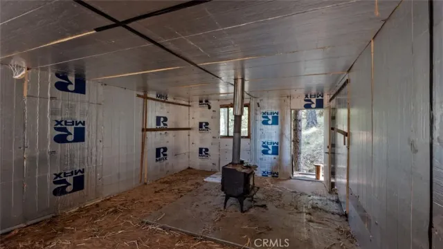 a view of a storage & utility room