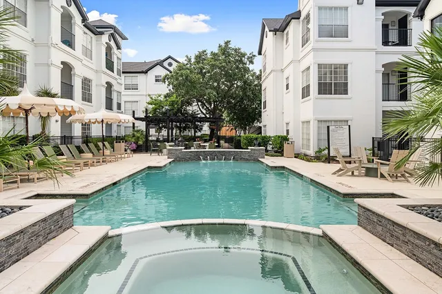 $1,939 | 777 Dunlavy Street, Unit 1106, Houston, TX 77019