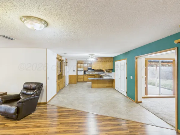 $335,000 | 717 Phillips Drive, Dumas, TX 79029