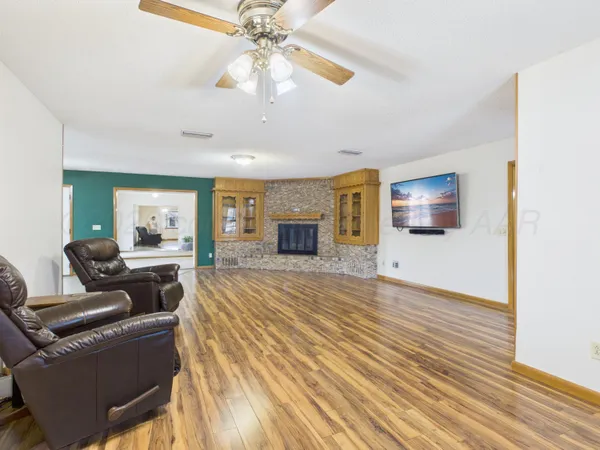 $335,000 | 717 Phillips Drive, Dumas, TX 79029