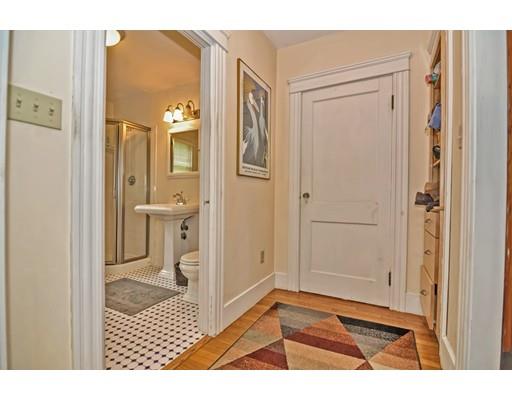 64 Copperfield Road Worcester, MA 01602 - Photo 16 of 30