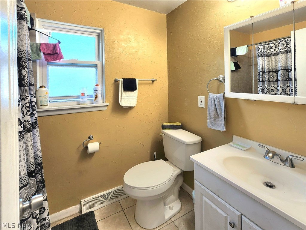 4844 Lee Road Cleveland, OH 44128 - Photo 23 of 30 Gallery Image 23