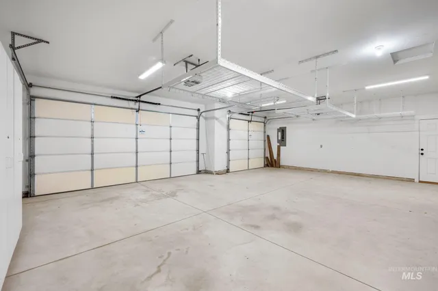 $687,900 | 7253 Riverview Drive, Marsing, ID 83639