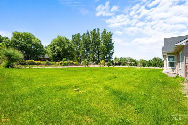 $687,900 | 7253 Riverview Drive, Marsing, ID 83639