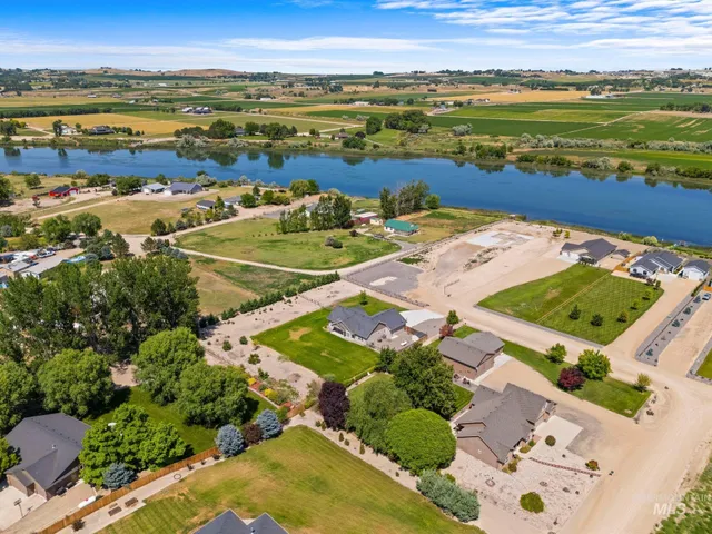 $687,900 | 7253 Riverview Drive, Marsing, ID 83639