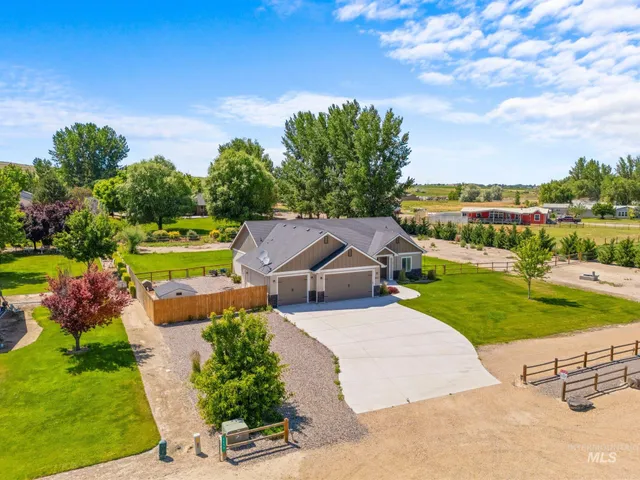 $687,900 | 7253 Riverview Drive, Marsing, ID 83639