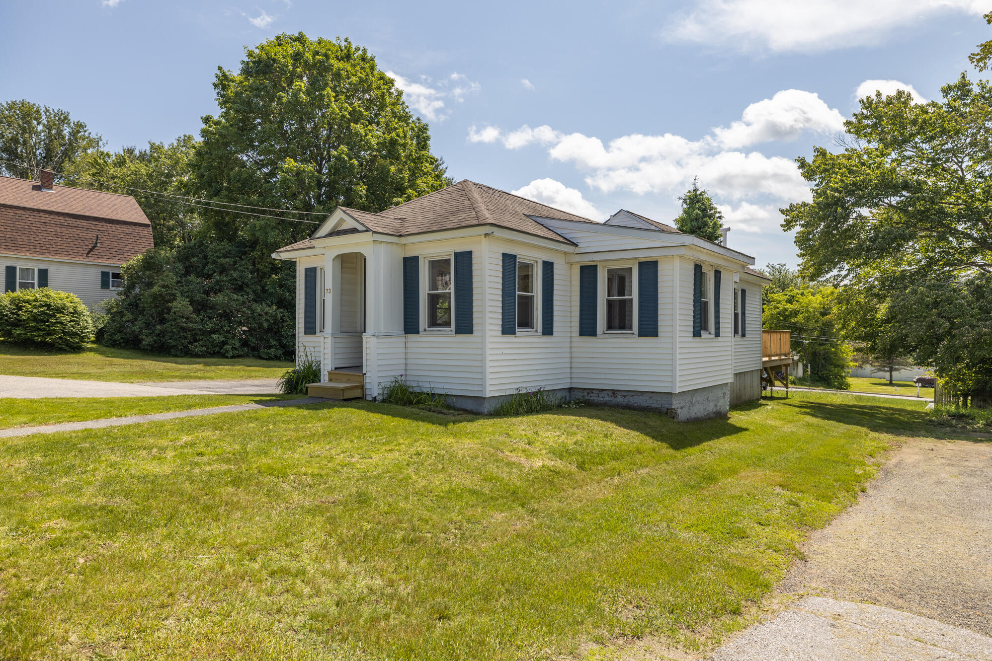 73 Pride Road Auburn, ME 04210 - Photo 2 of 28 6I3A8600-HDR