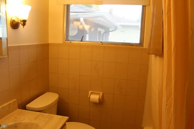 $135,900 | 814 4th Street North, Wahpeton, ND 58075