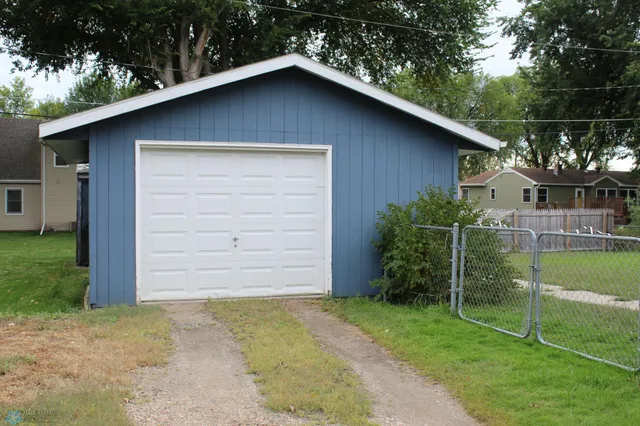 $135,900 | 814 4th Street North, Wahpeton, ND 58075