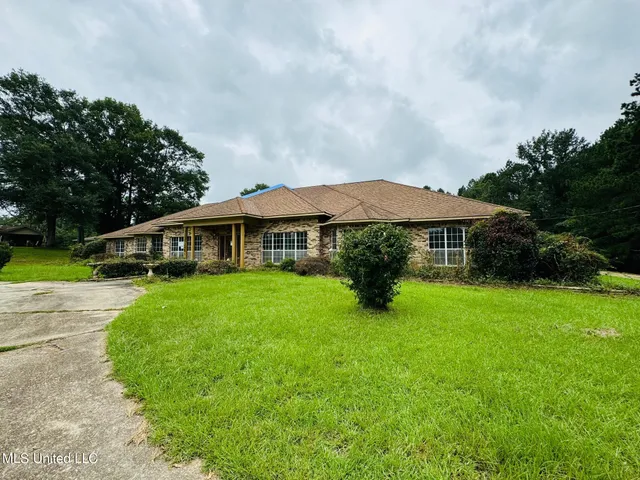 $174,900 | 820 East Washington Street, Brookhaven, MS 39601