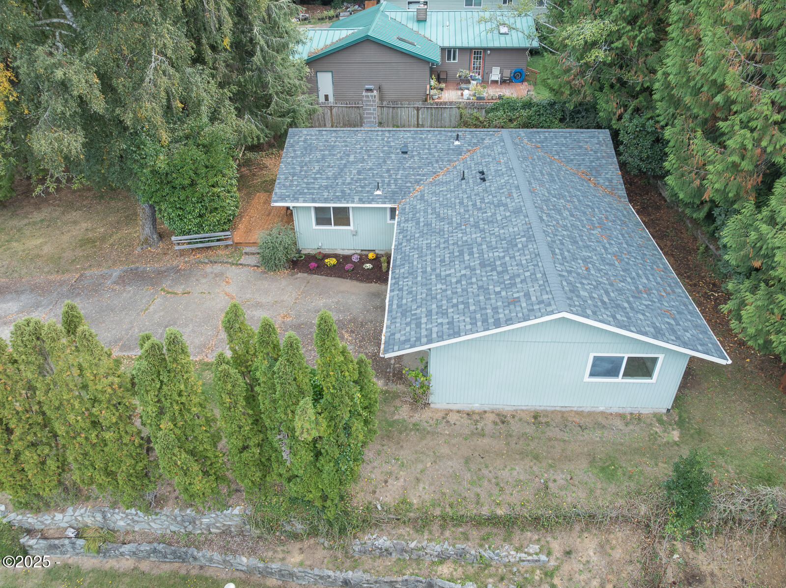 1651 Southeast Ammon Road Toledo, OR 97391 - Photo 27 of 36 -26