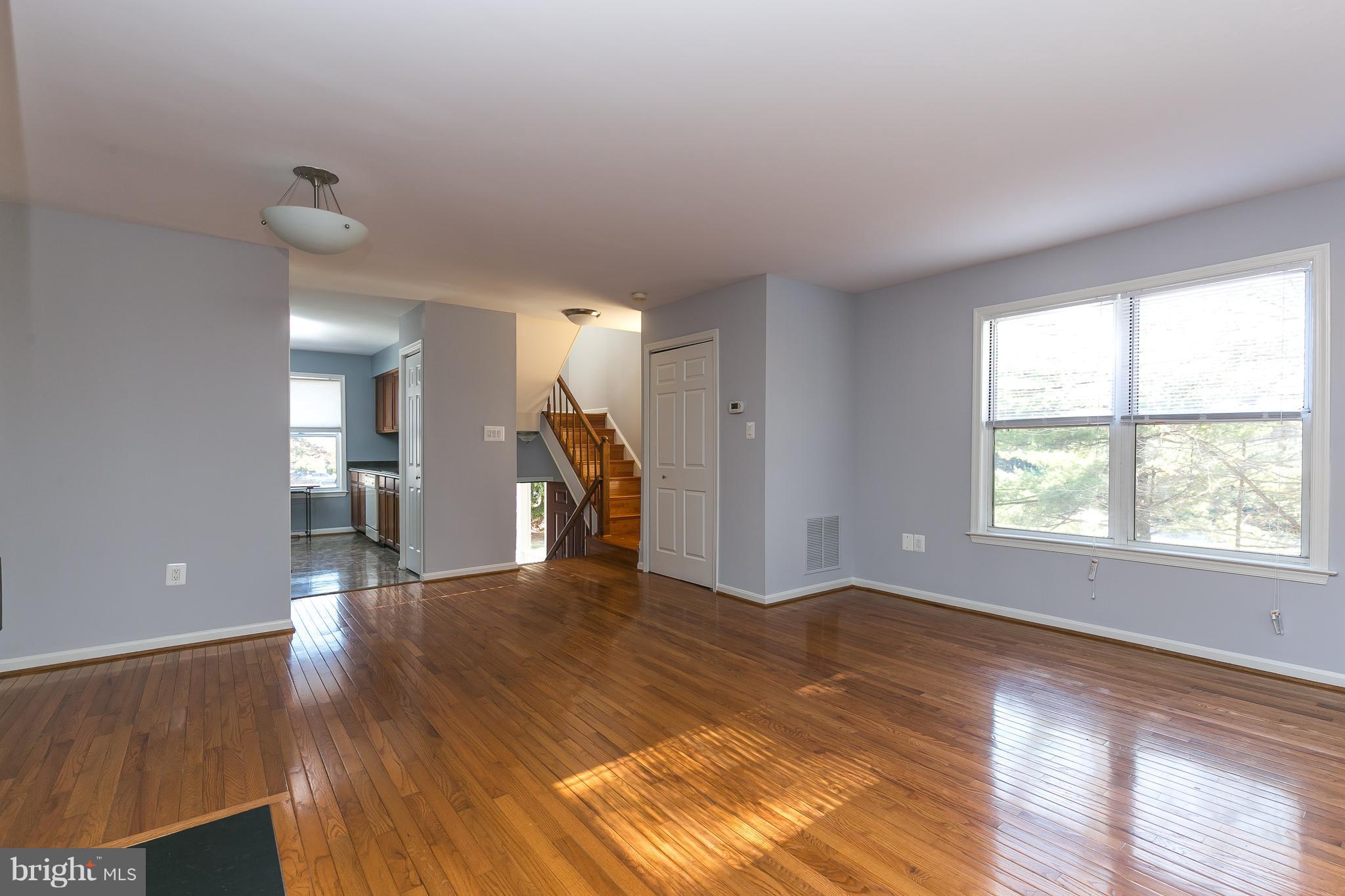 6331 Over See Court Springfield, VA 22152 - Photo 20 of 28 Family Room