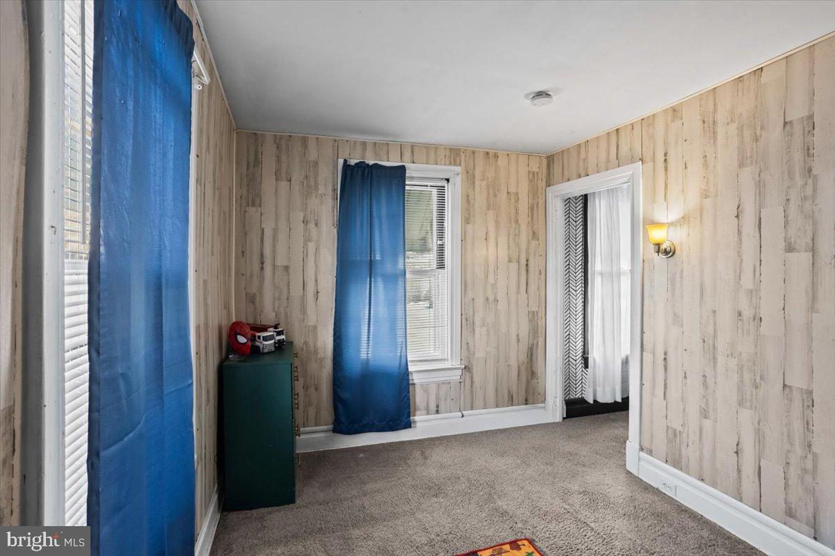 128 East Ross Street Lancaster, PA 17602 - Photo 29 of 36 an empty room with closet and a bathroom