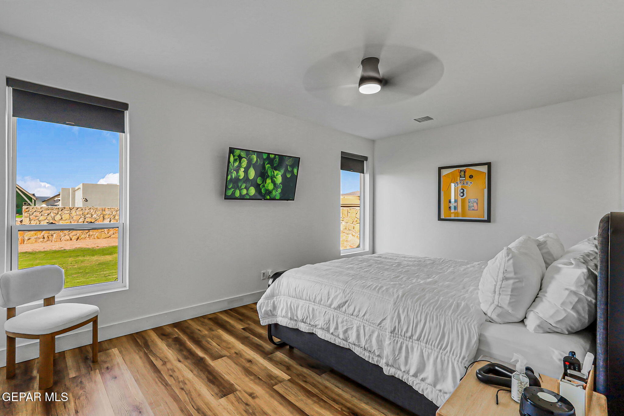 329 Rio Del Rancho Court El Paso, TX 79932 - Photo 30 of 52 a bedroom with a bed and a window