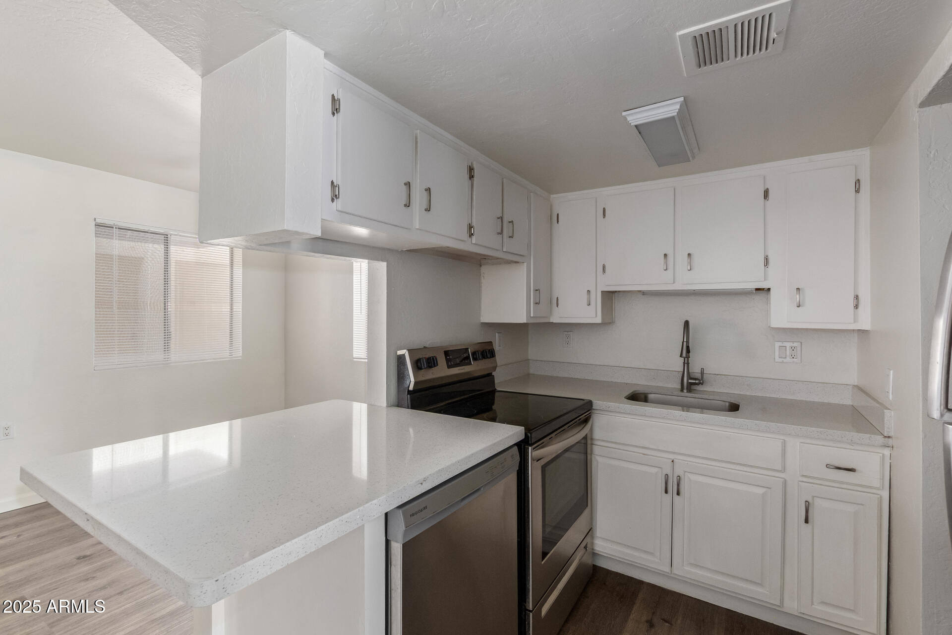 12221 West Bell Road, Unit 119 Surprise, AZ 85378 - Photo 12 of 26 10-Bell