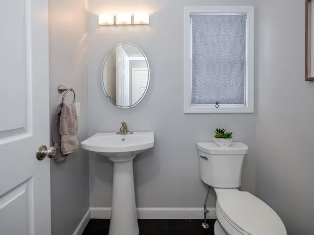 $335,000 | 7563 Woodbridge Lane, Portage, MI 49024