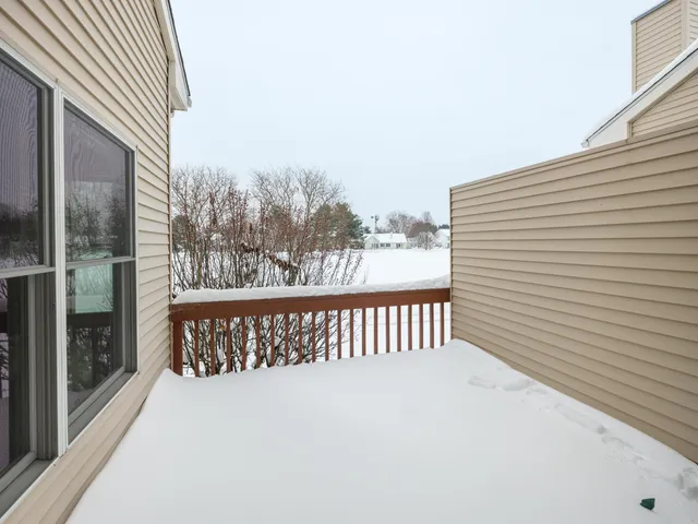 $335,000 | 7563 Woodbridge Lane, Portage, MI 49024