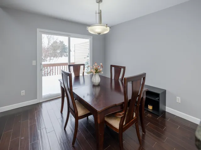 $335,000 | 7563 Woodbridge Lane, Portage, MI 49024