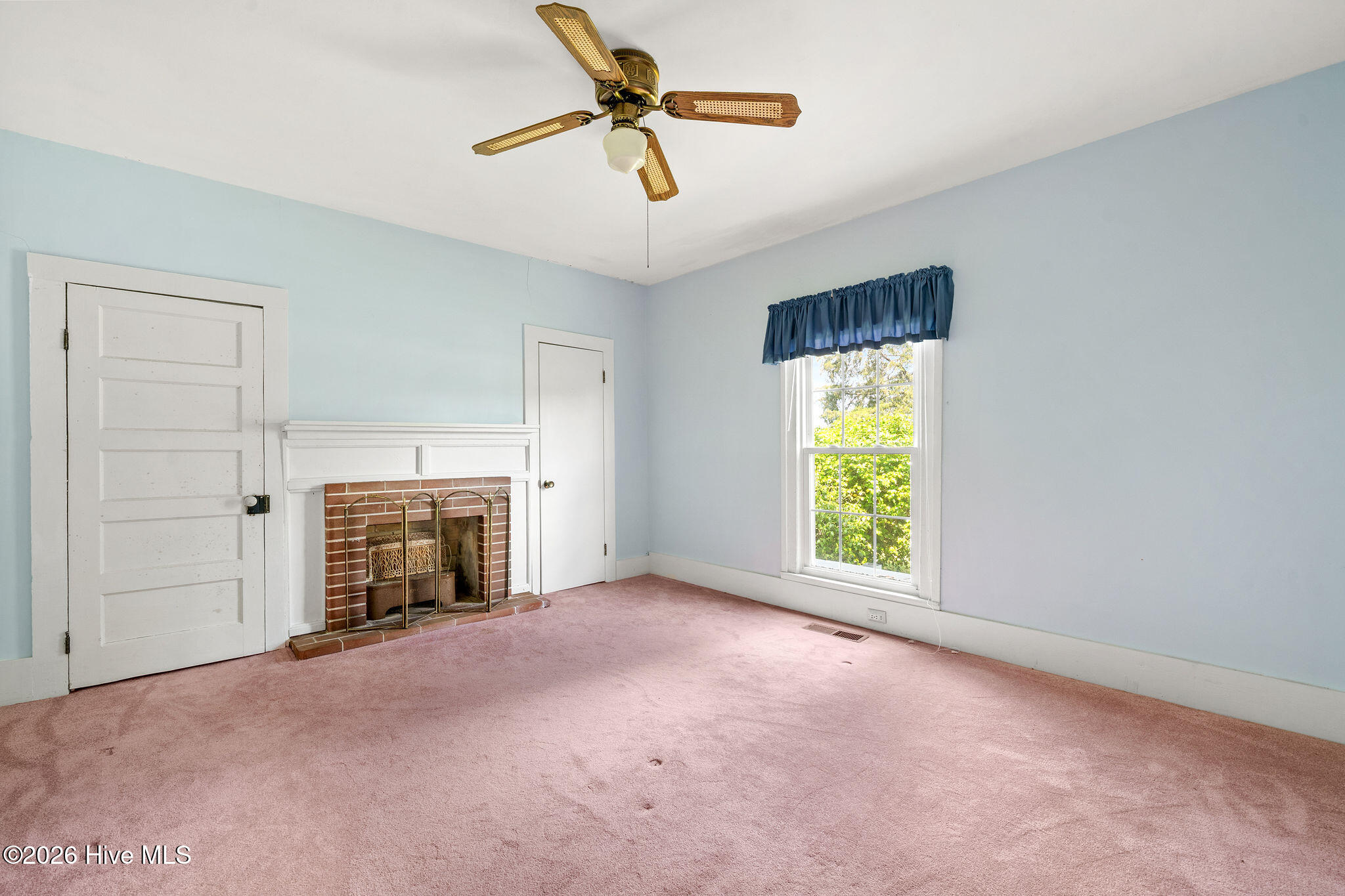 1352 Cornwallis Road Rose Hill, NC 28458 - Photo 14 of 42
