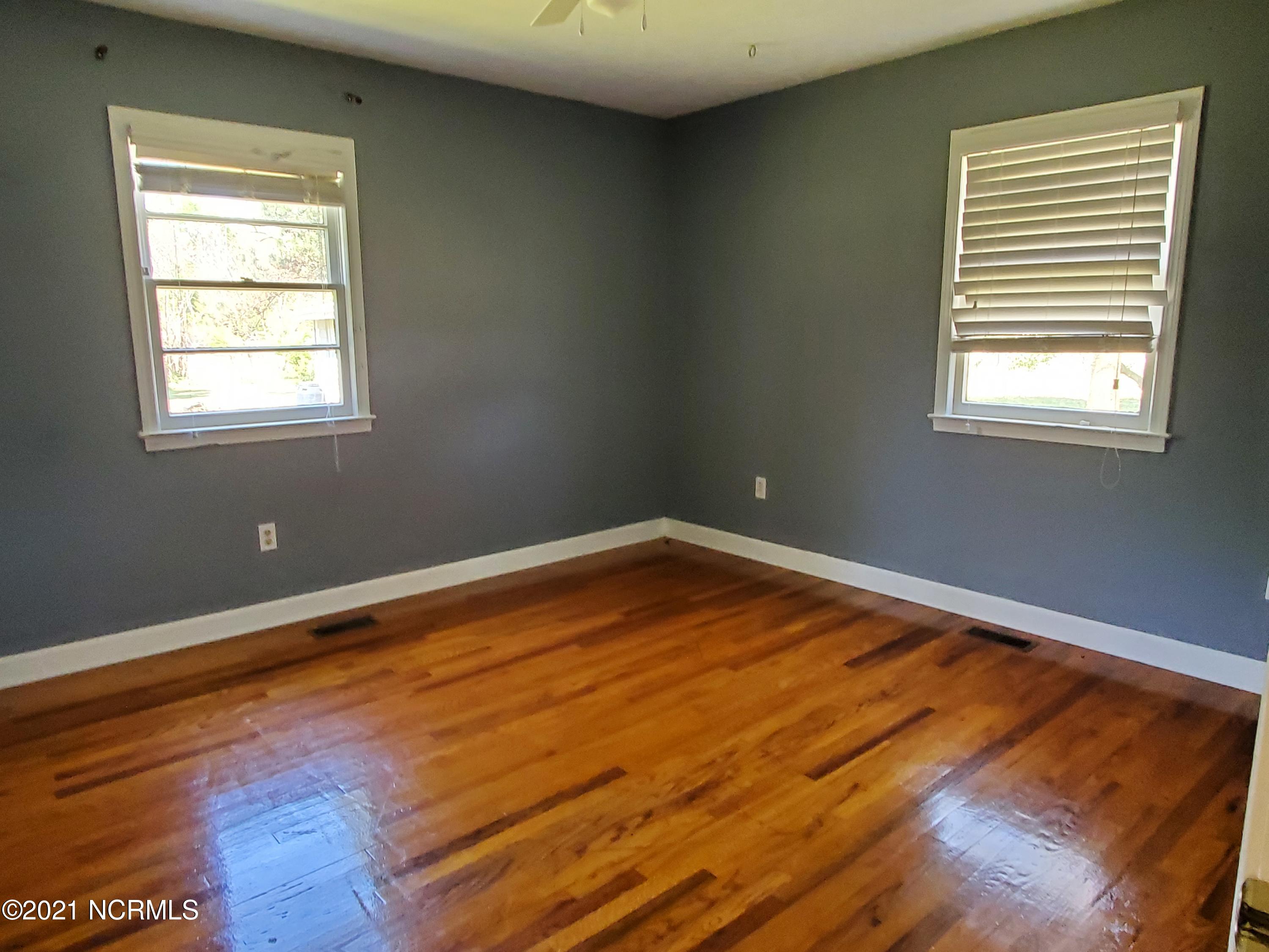 2551 Basstown Road Clinton, NC 28328 - Photo 15 of 16 20210405_125409