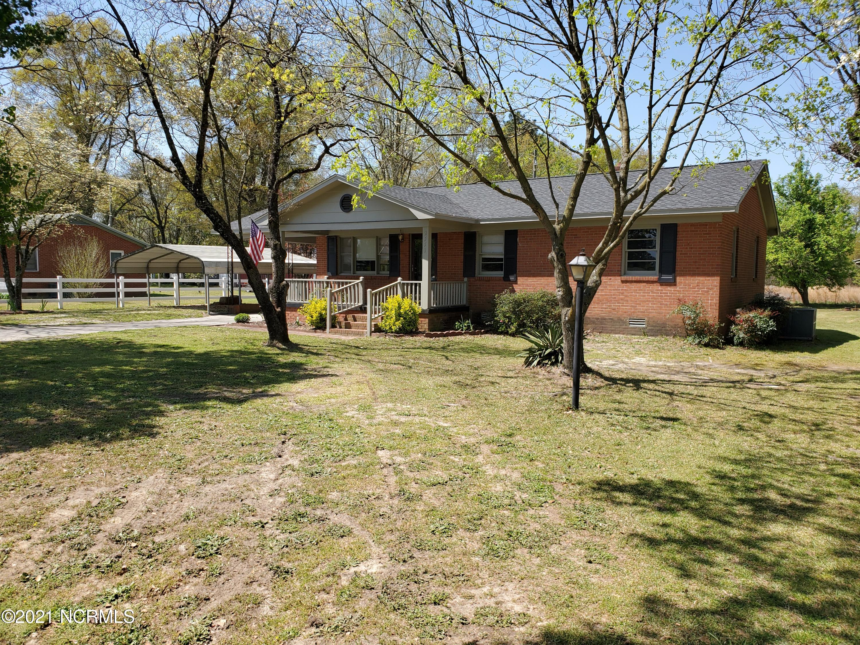 2551 Basstown Road Clinton, NC 28328 - Photo 3 of 16 20210405_124003