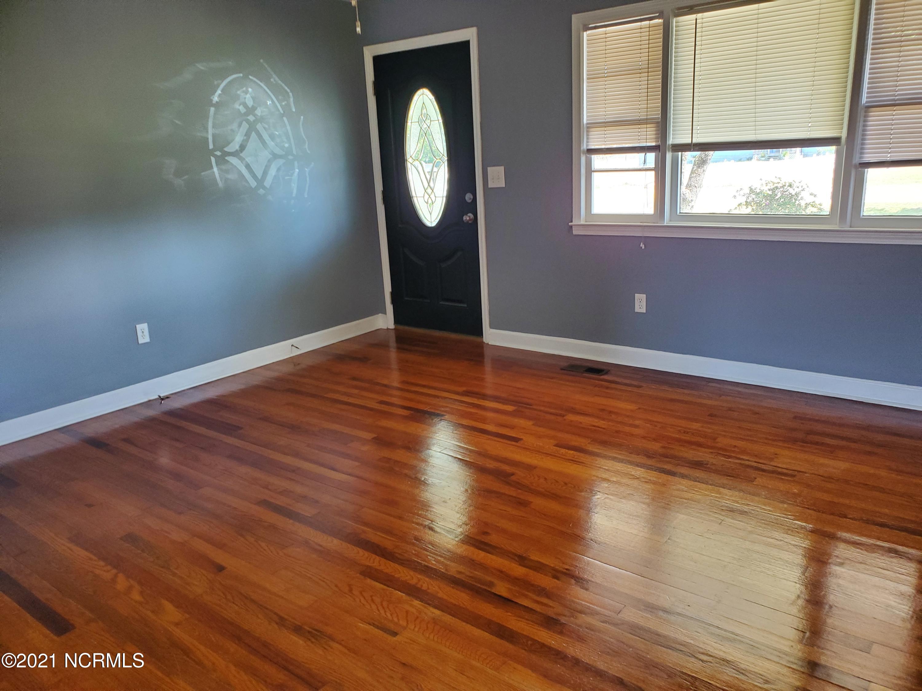 2551 Basstown Road Clinton, NC 28328 - Photo 6 of 16 20210405_125140