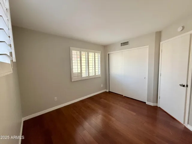 $2,600 | 1331 East Angela Drive, Phoenix, AZ 85022