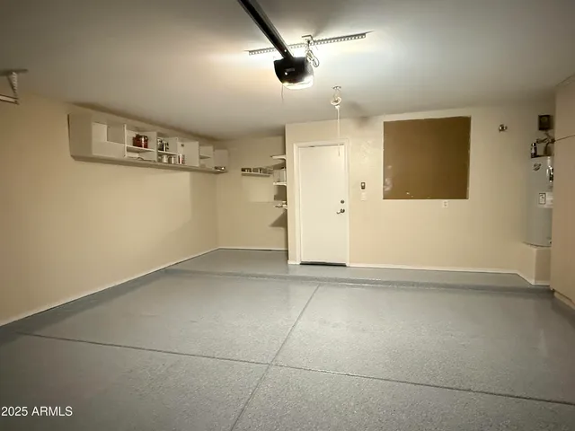 $2,600 | 1331 East Angela Drive, Phoenix, AZ 85022