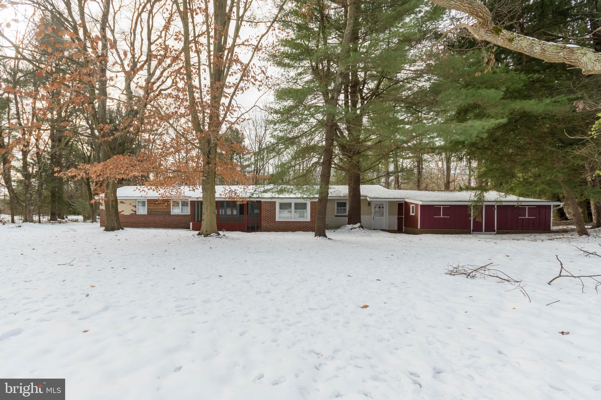 33 4 Mile Road Pemberton, NJ 08068 - Photo 3 of 49