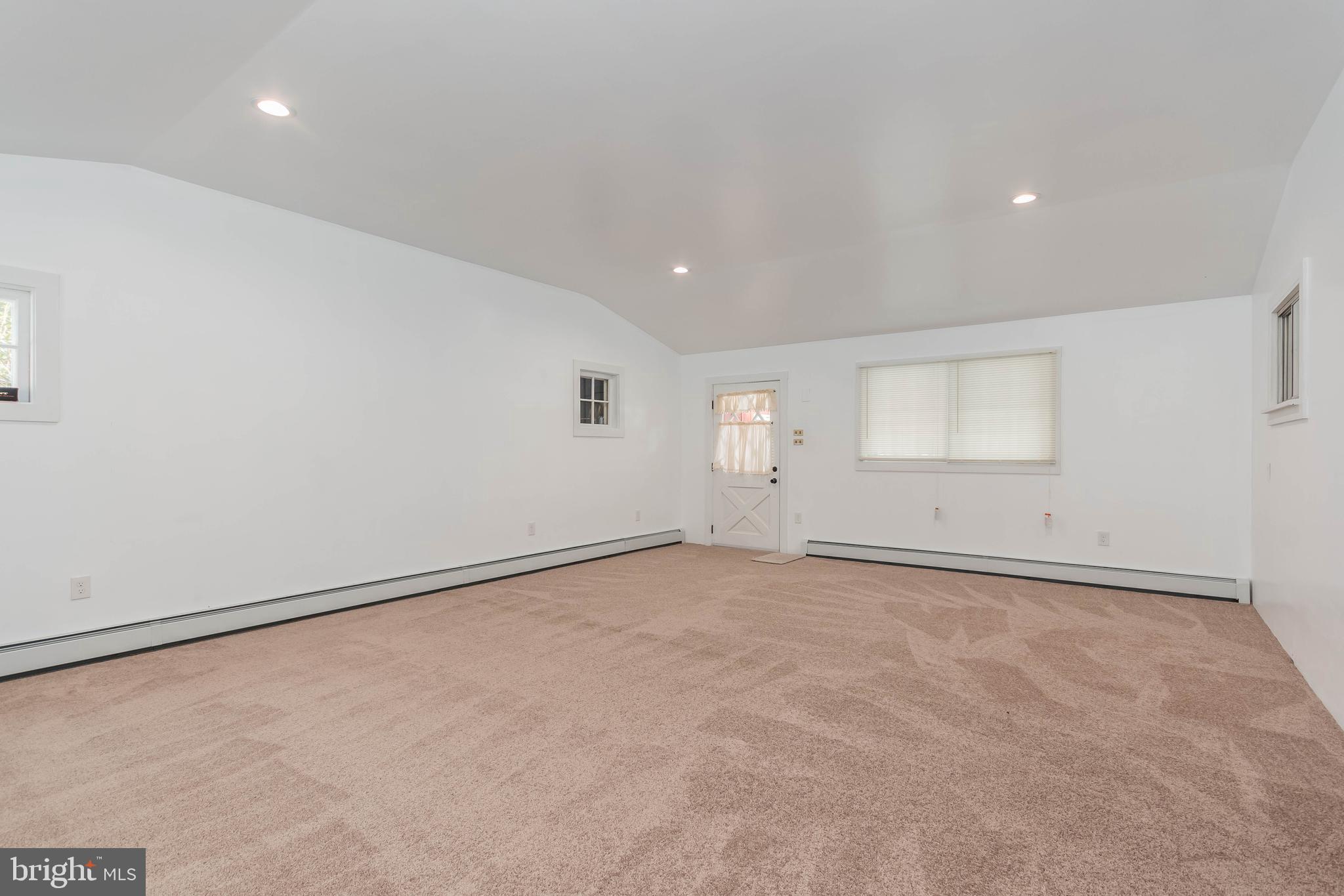 33 4 Mile Road Pemberton, NJ 08068 - Photo 24 of 49