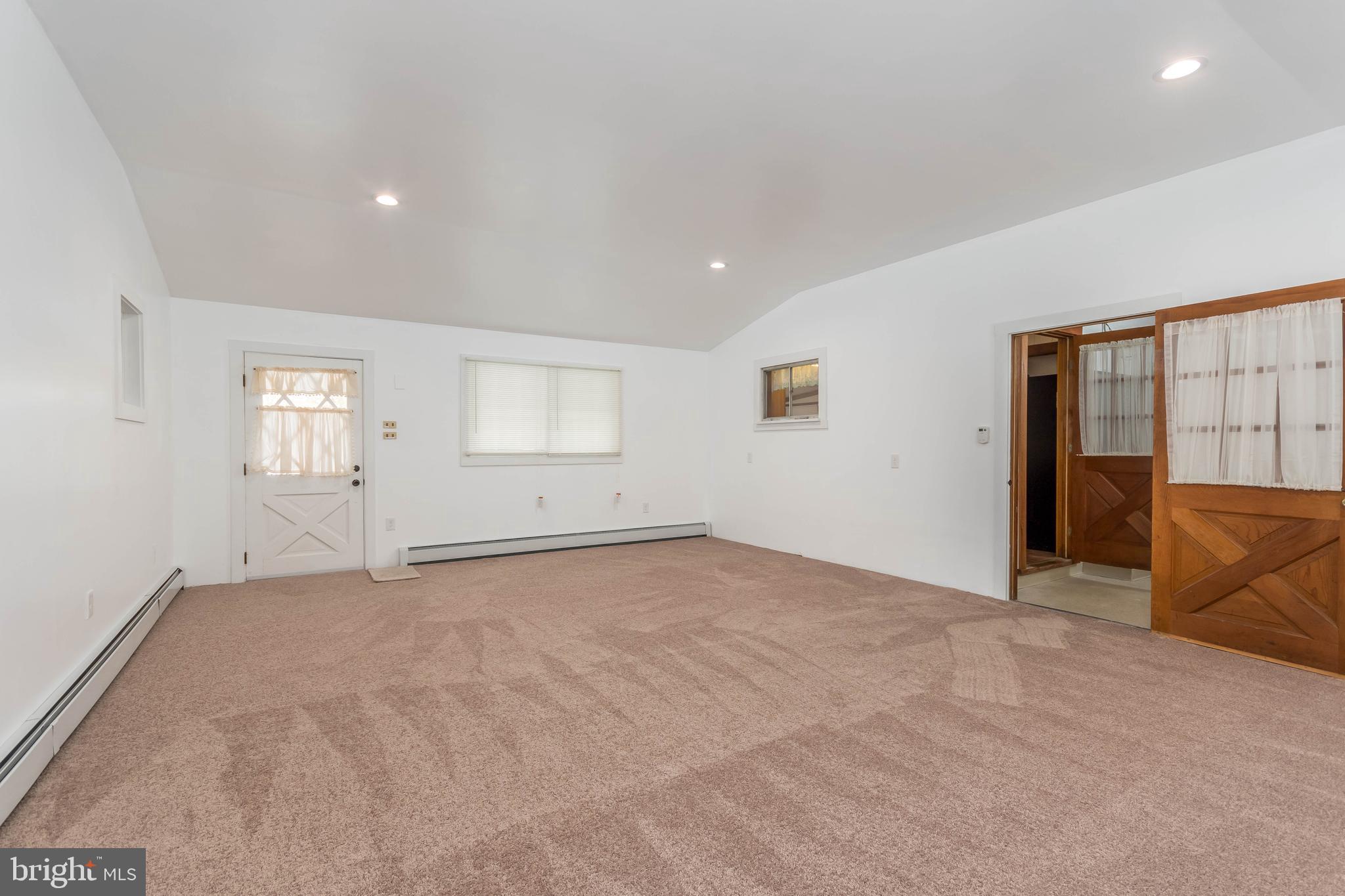 33 4 Mile Road Pemberton, NJ 08068 - Photo 25 of 49