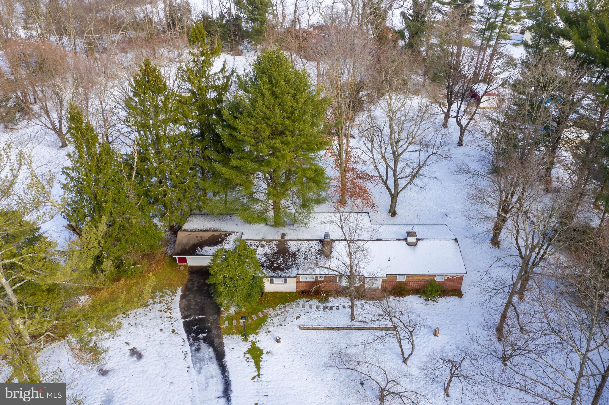 33 4 Mile Road Pemberton, NJ 08068 - Photo 5 of 49