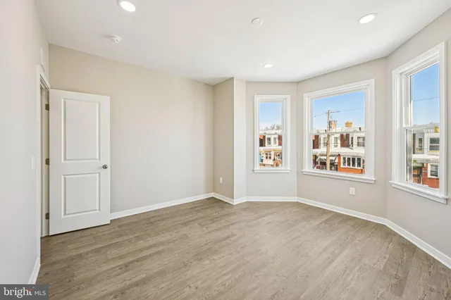 $319,900 | 914 South 54th Street, Philadelphia, PA 19143