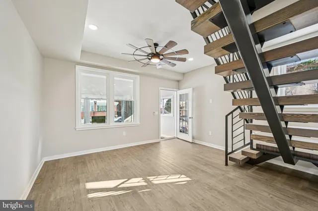 $319,900 | 914 South 54th Street, Philadelphia, PA 19143