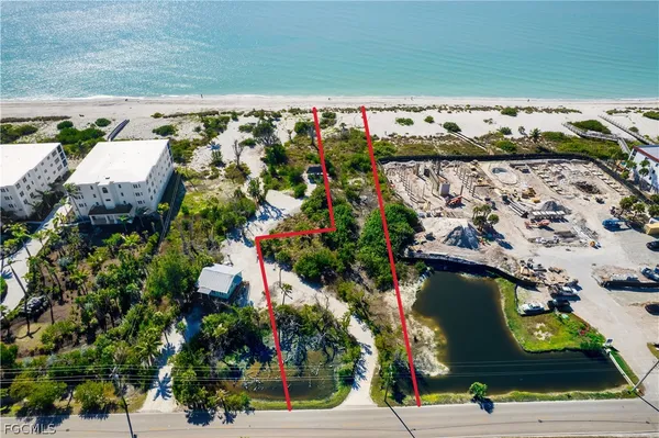 $2,800,000 | 2605 West Gulf Drive, Sanibel, FL 33957