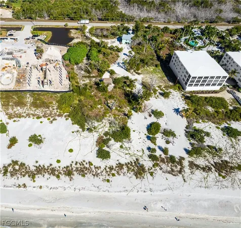 $2,800,000 | 2605 West Gulf Drive, Sanibel, FL 33957