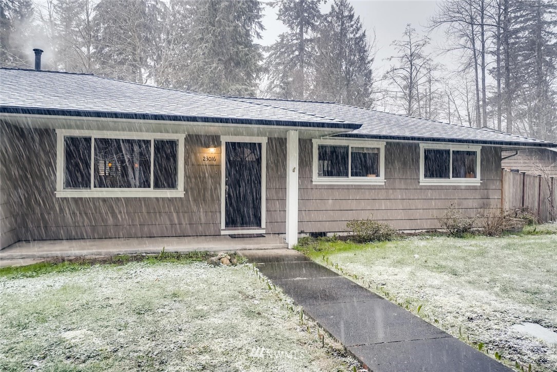 23016 Echo Lake Road Snohomish, WA 98296 - Photo 2 of 35 Gallery Image 2
