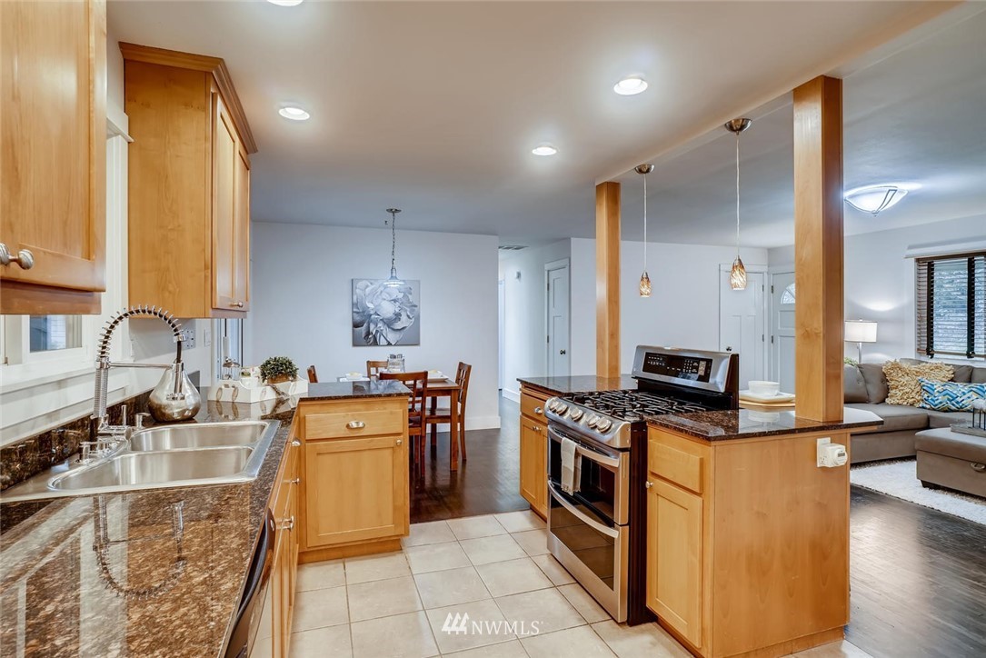23016 Echo Lake Road Snohomish, WA 98296 - Photo 12 of 35 Gallery Image 12