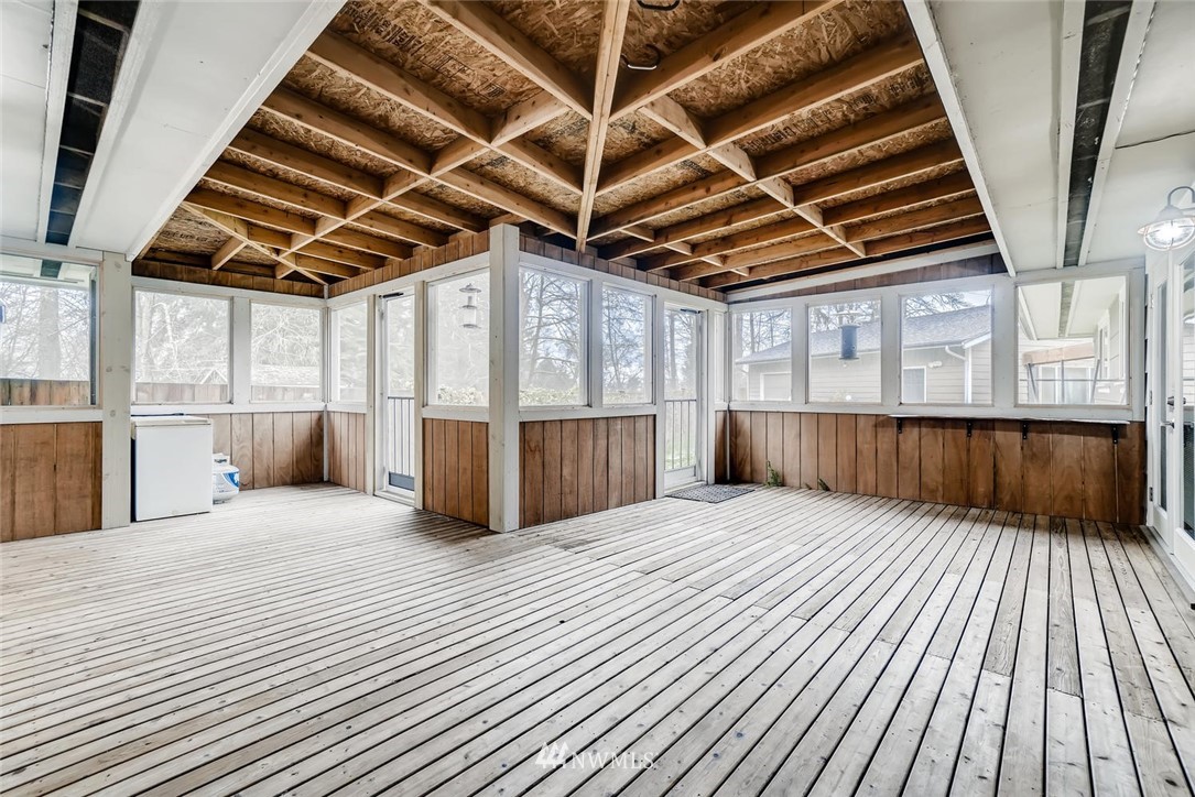 23016 Echo Lake Road Snohomish, WA 98296 - Photo 31 of 35 Gallery Image 31