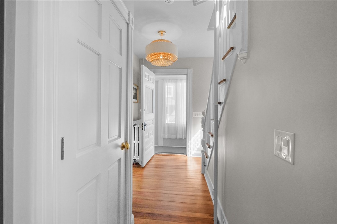 7 Atlantic Street Newport, RI 02840 - Photo 23 of 44