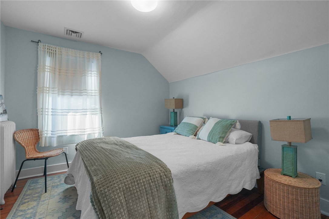 7 Atlantic Street Newport, RI 02840 - Photo 40 of 44