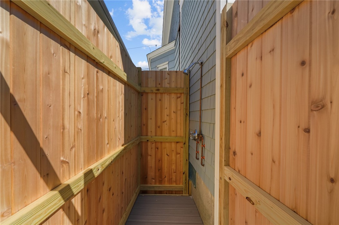 7 Atlantic Street Newport, RI 02840 - Photo 43 of 44