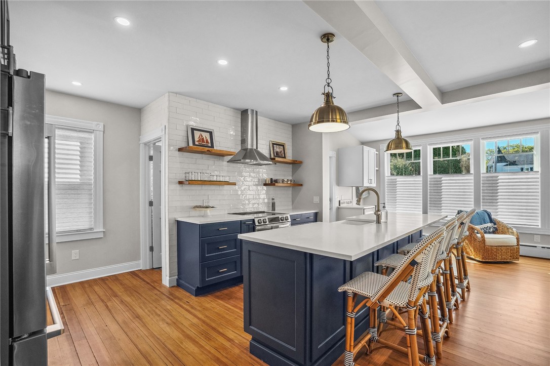 7 Atlantic Street Newport, RI 02840 - Photo 5 of 44