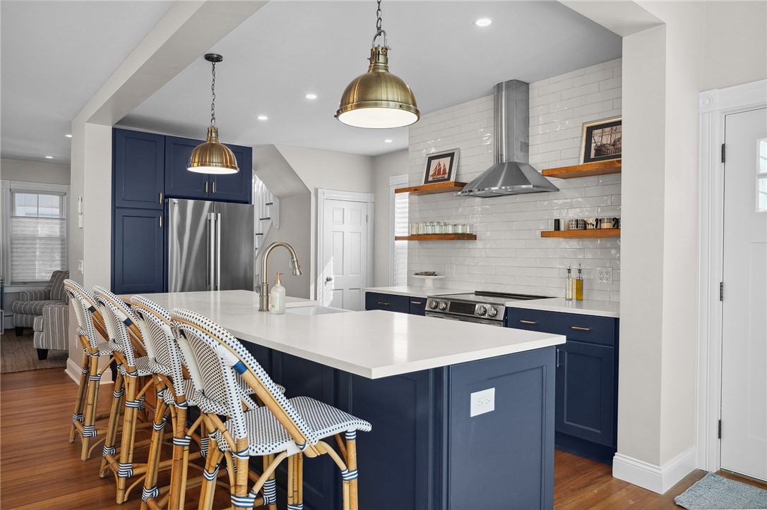 7 Atlantic Street Newport, RI 02840 - Photo 10 of 44