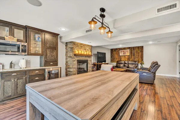 $849,950 | 1107 Belcroft Court, Roanoke, VA 24018