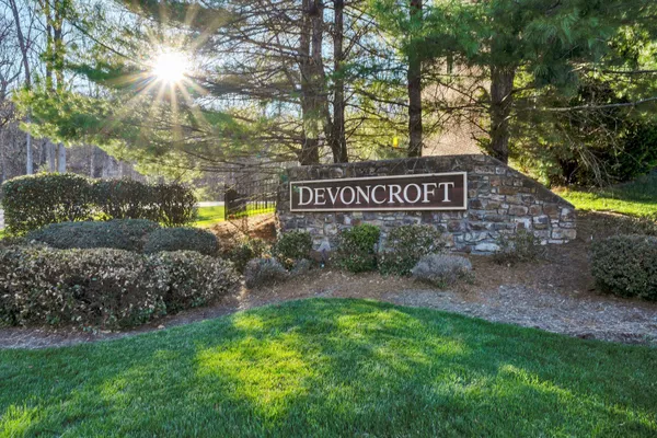 $849,950 | 1107 Belcroft Court, Roanoke, VA 24018