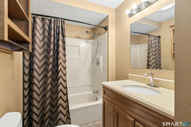 $297,000 | 300 South Main Street, Seymour, CT 06483