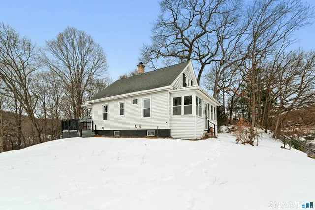 $297,000 | 300 South Main Street, Seymour, CT 06483