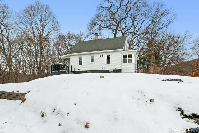 $297,000 | 300 South Main Street, Seymour, CT 06483